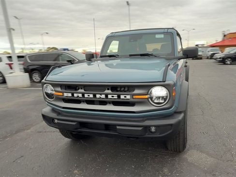 Used 2023 Ford Bronco Big Bend image 3