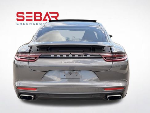 Used 2018 Porsche Panamera image 18