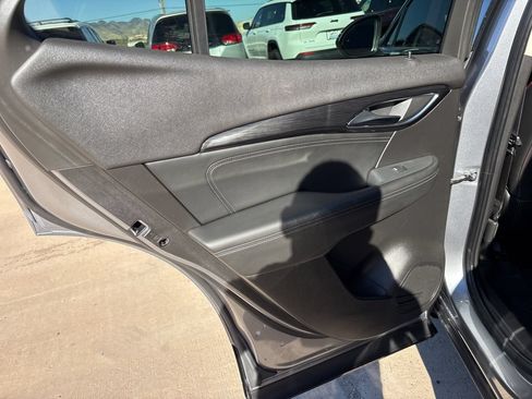 Used 2022 Buick Envision Essence w/ Technology Package I FWD image 17