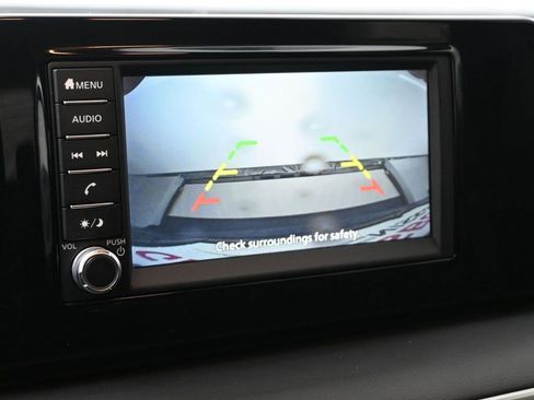 Used 2025 Nissan Kicks S image 17