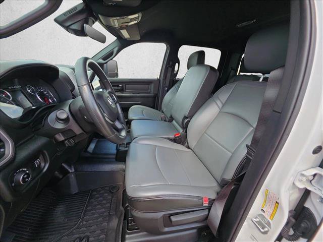 Used 2026 RAM 3500 Tradesman w/ Chrome Appearance Group A AWD/4WD image 15