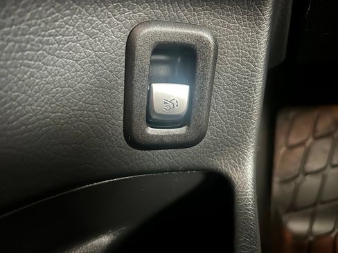 Used 2022 Mercedes-Benz GLC 300 4MATIC image 18