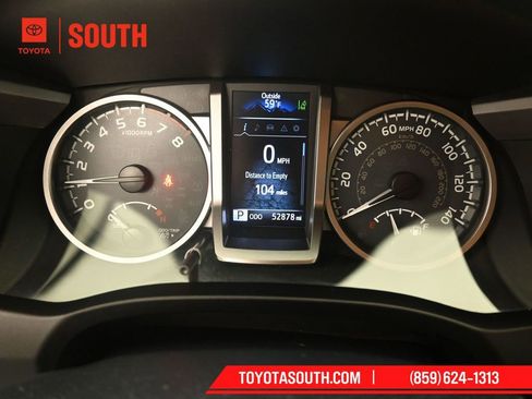Used 2019 Toyota Tacoma SR5 image 12