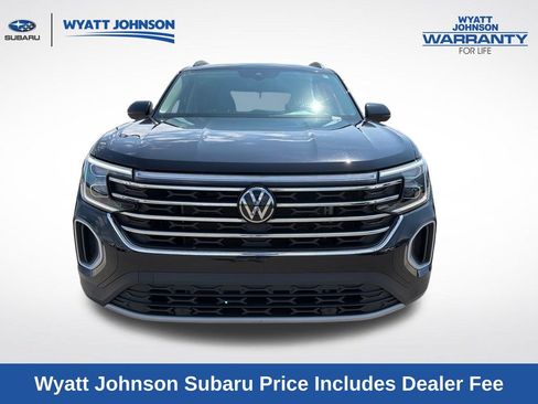Used 2025 Volkswagen Atlas SE AWD/4WD image 11