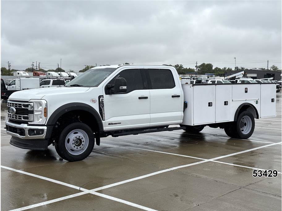 Used 2024 Ford F550 4x4 Crew Cab Super Duty w/ XLT Value Package image 1