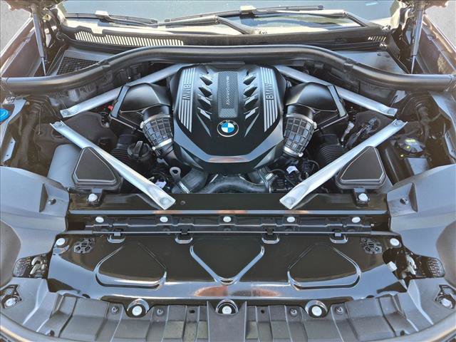 Used 2022 BMW X7 M50i w/ Executive Package AWD/4WD image 24