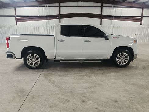 Used 2024 Chevrolet Silverado 1500 LTZ w/ LTZ Premium Package AWD/4WD image 6