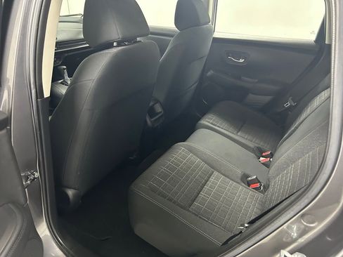 Used 2023 Honda HR-V LX image 15