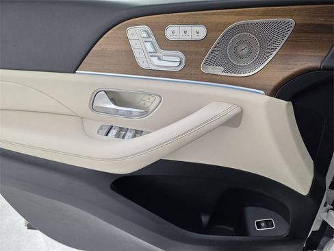 Certified 2022 Mercedes-Benz GLS 450 4MATIC image 29