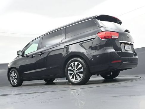 Used 2016 Kia Sedona SX FWD image 35