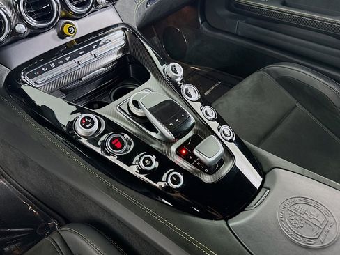 Used 2018 Mercedes-Benz AMG GT R image 5