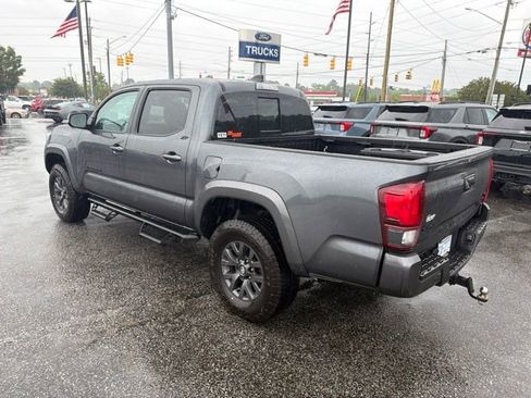 Used 2023 Toyota Tacoma SR5 w/ Technology Package AWD/4WD image 5
