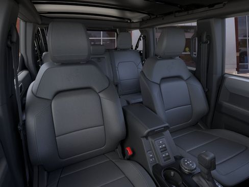 New 2026 Ford Bronco Big Bend w/ Black Diamond Package AWD/4WD image 10
