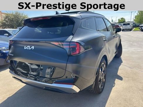 Used 2026 Kia Sportage SX image 3
