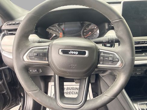 Used 2023 Jeep Compass Limited w/ Sun and Sound Group AWD/4WD image 16