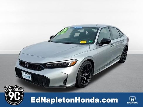 Used 2025 Honda Civic Sport image 1