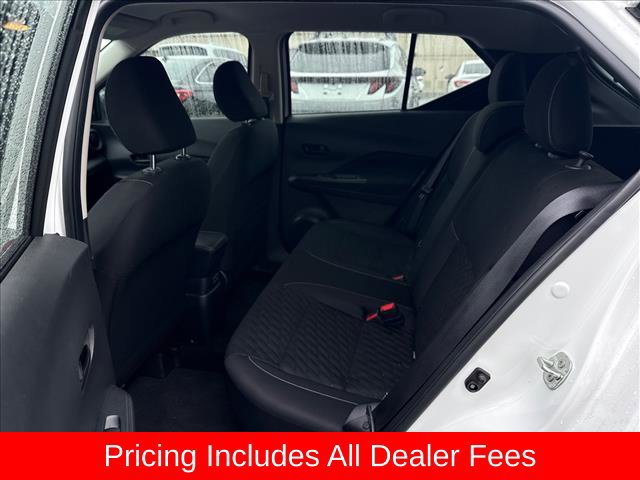 Used 2022 Nissan Kicks S FWD image 10