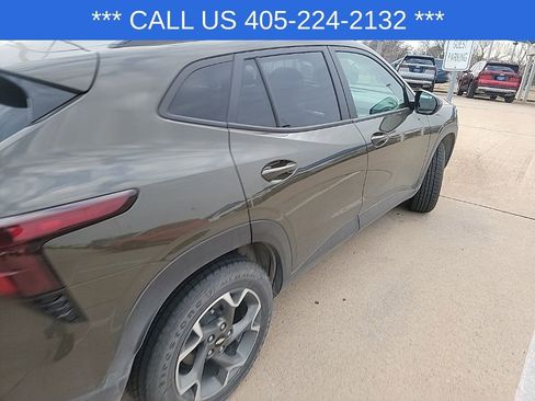 Used 2024 Chevrolet Trax LT image 13