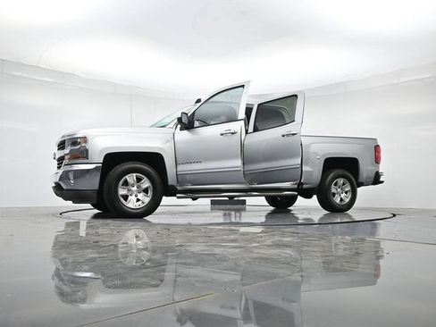 Used 2018 Chevrolet Silverado 1500 LT w/ LT Eassist Package RWD image 51