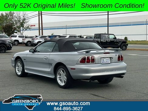 Used 1996 Ford Mustang GT RWD image 4