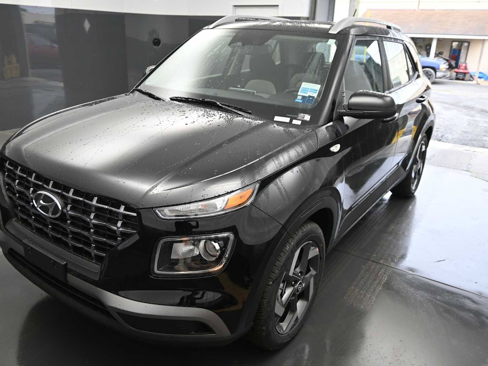 New 2026 Hyundai Venue SEL FWD image 1