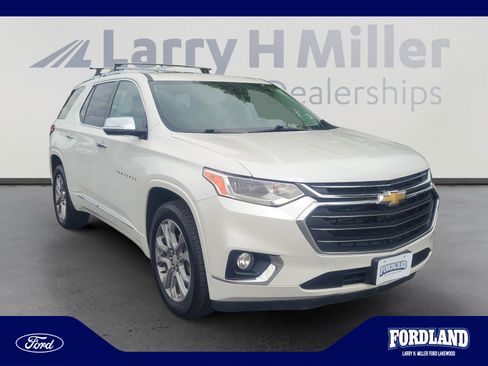 Used 2019 Chevrolet Traverse Premier w/ LPO, Floor Liner Package AWD/4WD image 7