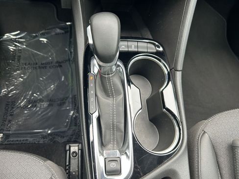 Used 2025 Buick Encore GX Preferred FWD image 36