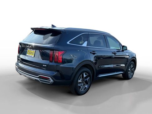 Used 2023 Kia Sorento EX FWD image 5