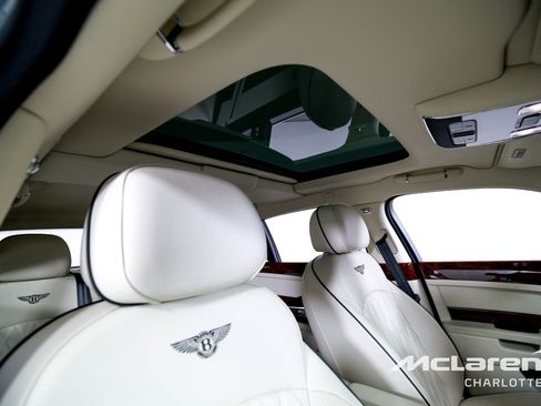 Used 2020 Bentley Mulsanne RWD image 32