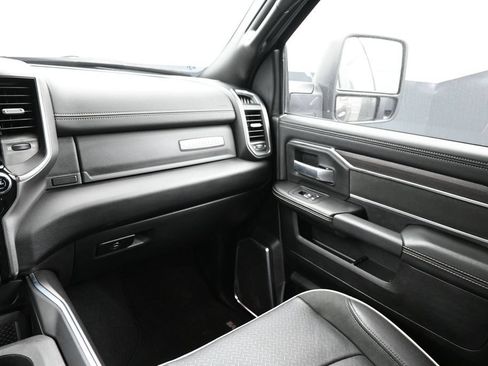 Used 2025 RAM 2500 Laramie w/ Night Edition AWD/4WD image 7