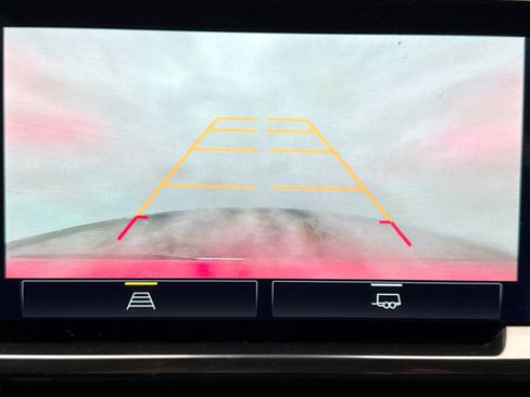 Used 2022 Chevrolet Silverado 1500 LT image 10