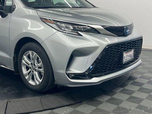 Certified 2023 Toyota Sienna XSE w/ XSE Plus Package AWD/4WD image 6