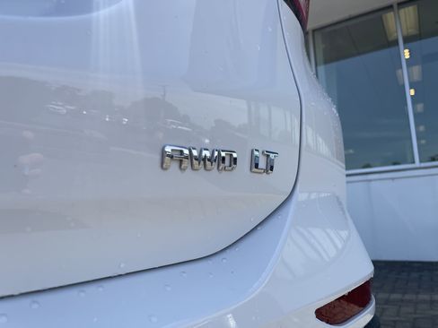 Used 2023 Chevrolet Equinox LT image 12