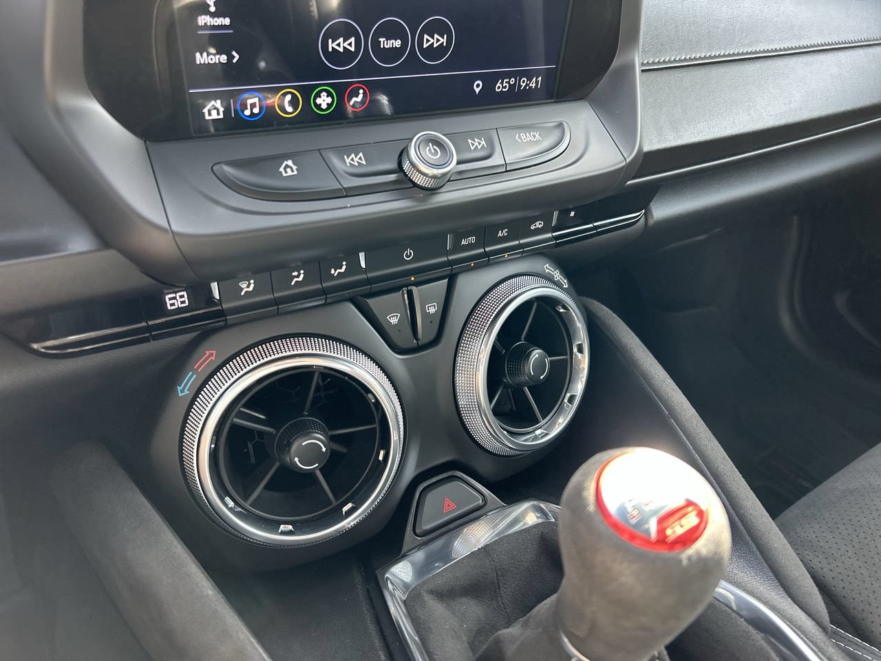 Used 2019 Chevrolet Camaro SS RWD image 27