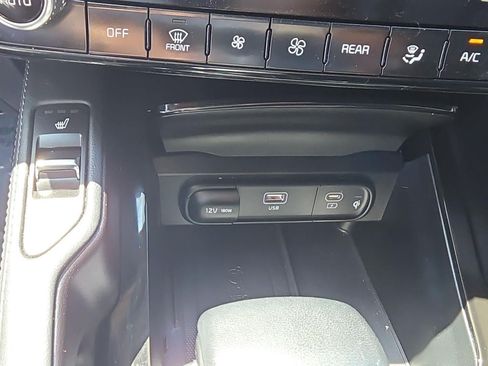 Certified 2024 Kia Telluride SX Prestige X-Line AWD/4WD image 23