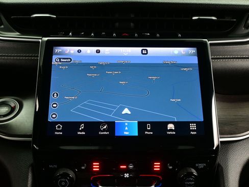 Used 2022 Jeep Grand Cherokee Limited image 20