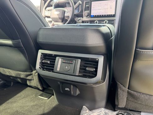 New 2026 Ford F250 Platinum image 23