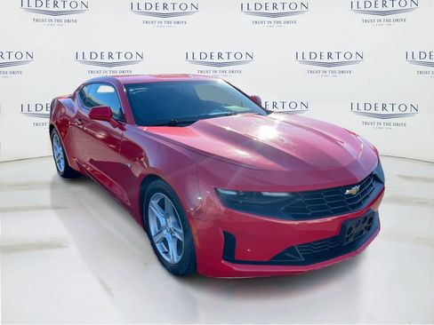 Used 2022 Chevrolet Camaro LT image 4