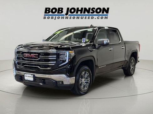 Certified 2025 GMC Sierra 1500 SLT AWD/4WD image 6