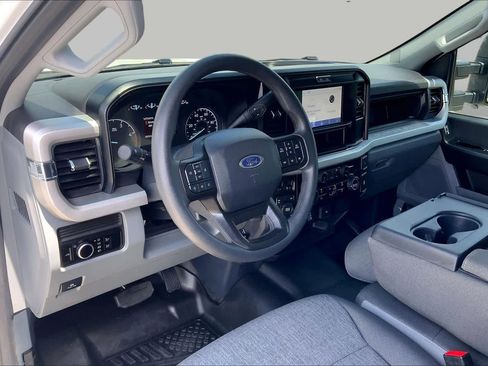 Used 2025 Ford F250 XL w/ XL Off-Road Package AWD/4WD image 15