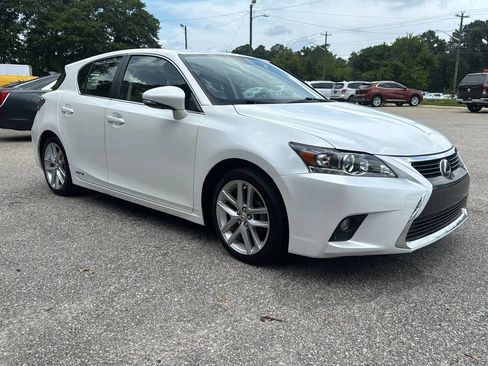 Used 2016 Lexus CT 200h FWD image 5