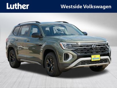 New 2025 Volkswagen Atlas Peak Edition SE