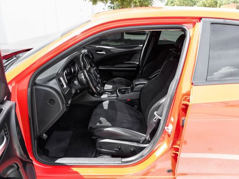 Used 2020 Dodge Charger GT w/ Plus Group RWD image 4