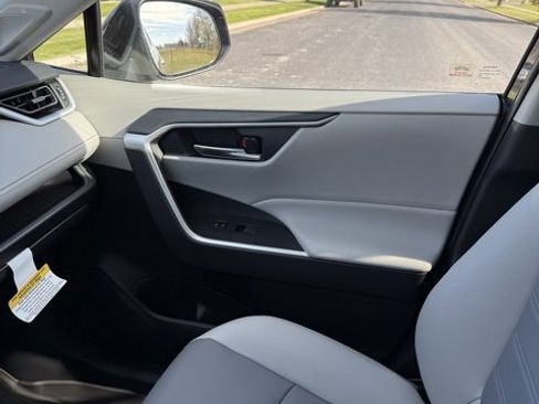 New 2025 Toyota RAV4 XLE Premium image 33