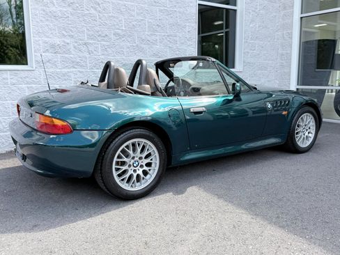 Used 1999 BMW Z3 2.5i RWD image 26
