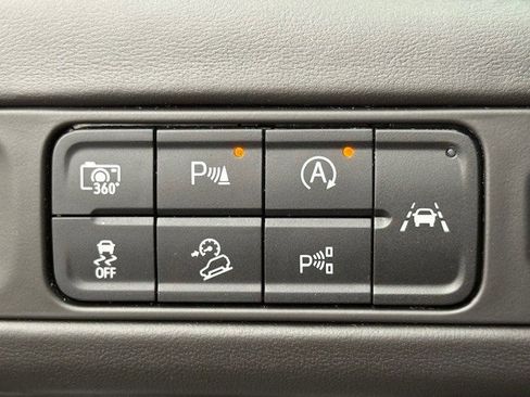 Certified 2024 GMC Yukon XL Denali Ultimate image 42