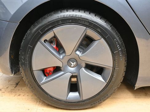 Used 2023 Tesla Model 3 Standard Range RWD image 38