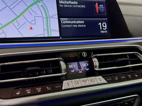 Used 2022 BMW X5 xDrive40i image 16