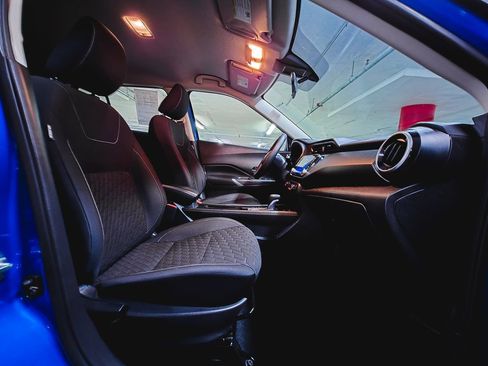 Used 2021 Nissan Kicks SV FWD image 33
