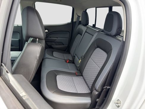 Used 2016 Chevrolet Colorado Z71 AWD/4WD image 13